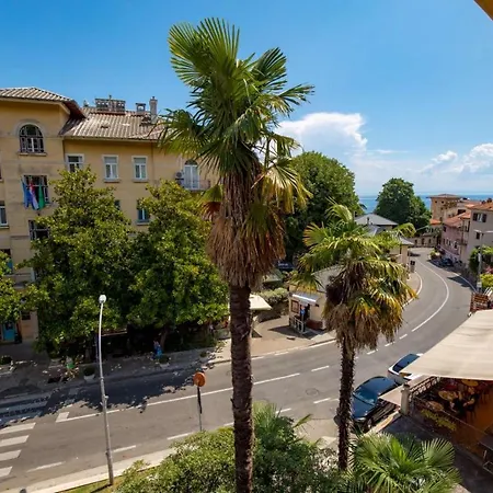 Deluxe Kvarner 1 Apartment *